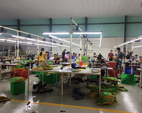 xưởng sản xuất túi vải không dệt